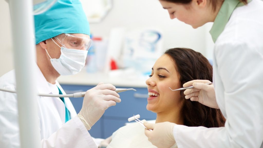 Choosing the Right Dentist